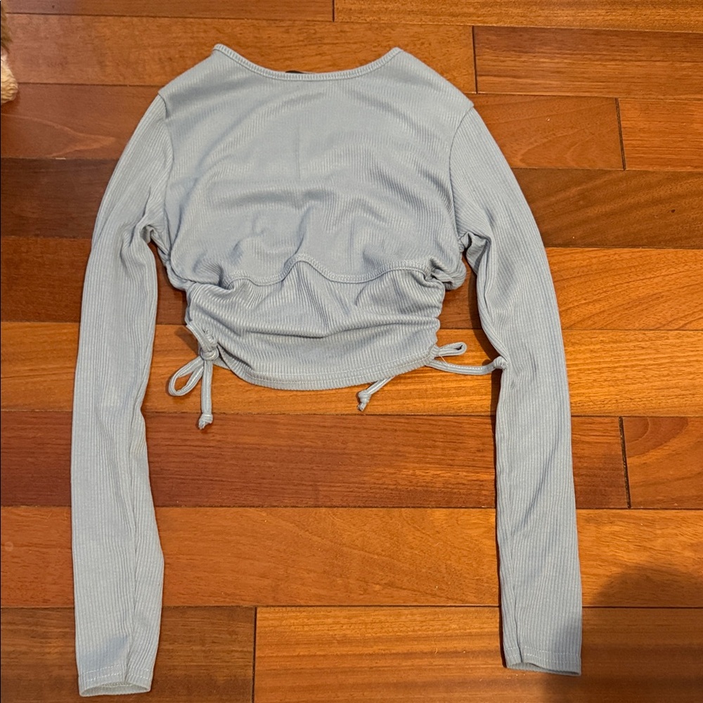 PrettyLittleThing Light Blue Long Sleeve Crop Top